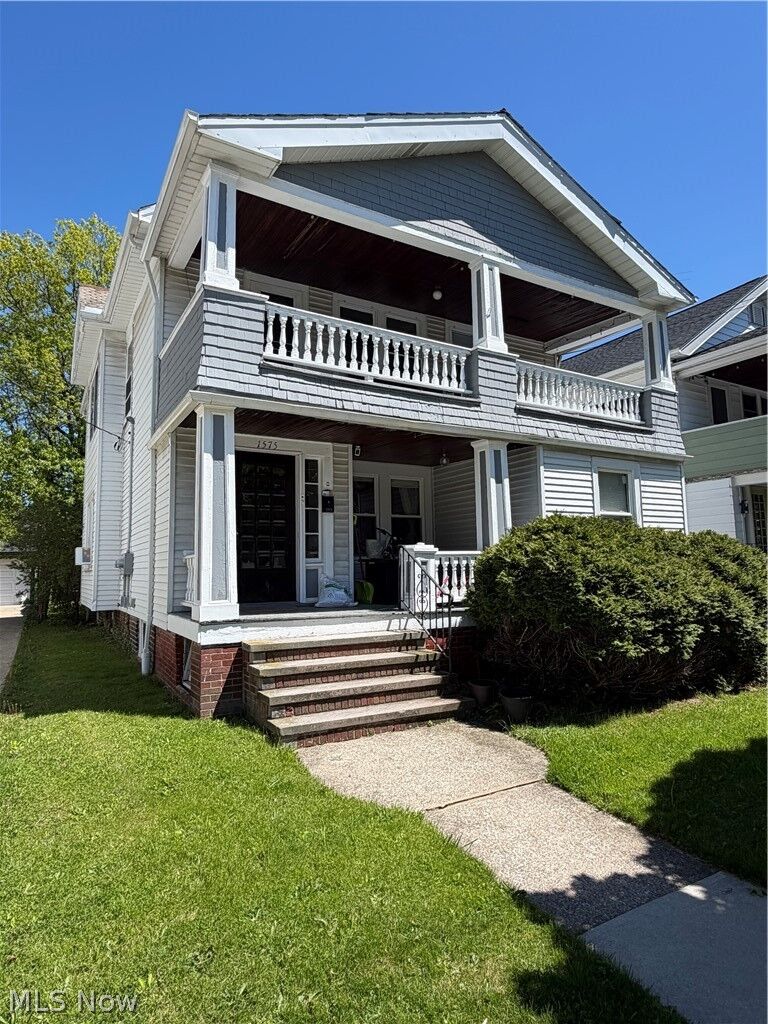 Property Photo:  1575 Orchard Grove Avenue  OH 44107 