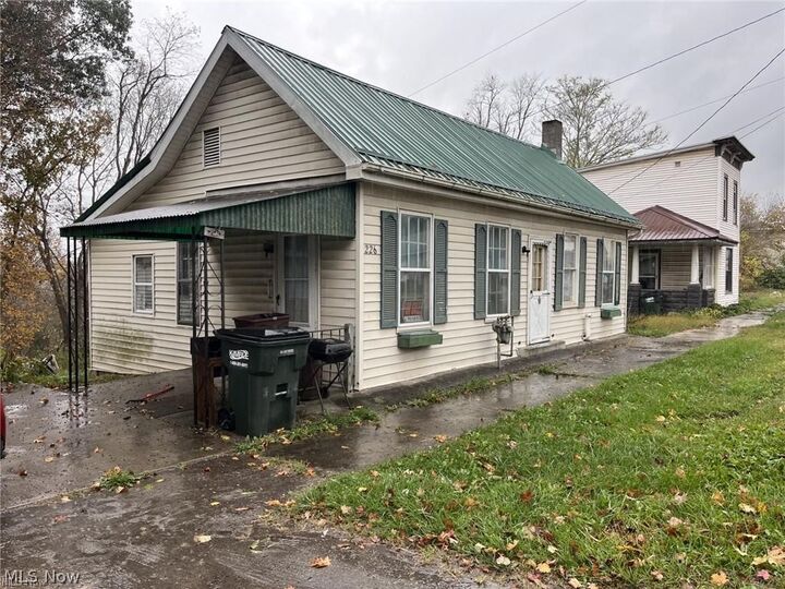 Property Photo:  226 E Main Street  OH 43973 