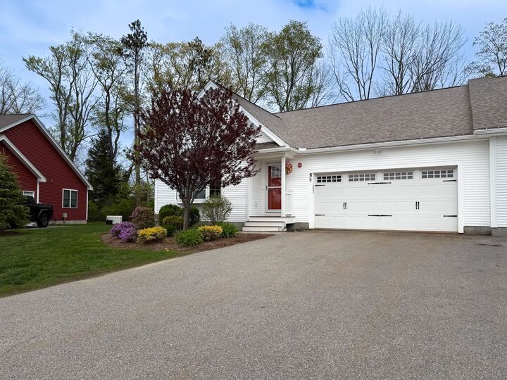 Property Photo:  5 Sunset Lane  NH 03833 