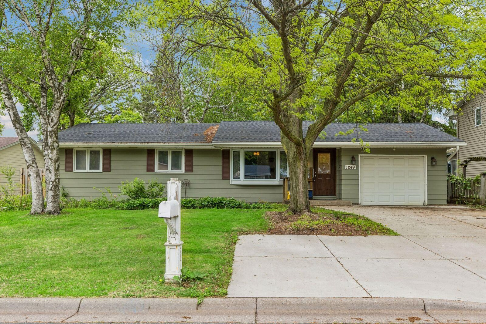Property Photo:  1249 Pinewood Court  MN 55125 