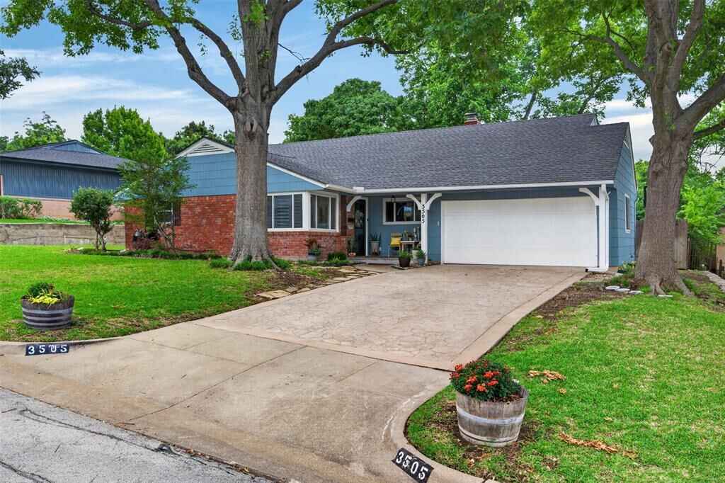 Property Photo:  3505 Cordone Street  TX 76133 