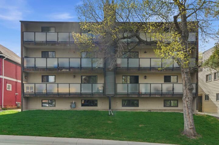 Property Photo:  1821 17A Street SW 1  AB T2T 4R7 