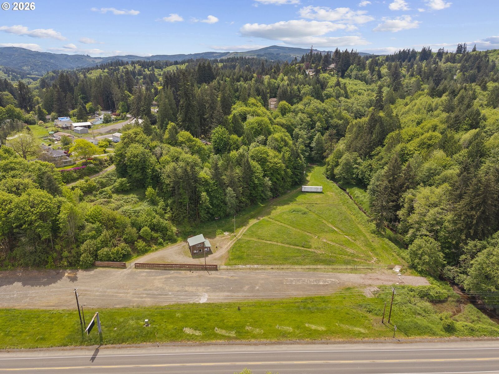 Property Photo:  865 E Columbia River Hwy  OR 97016 