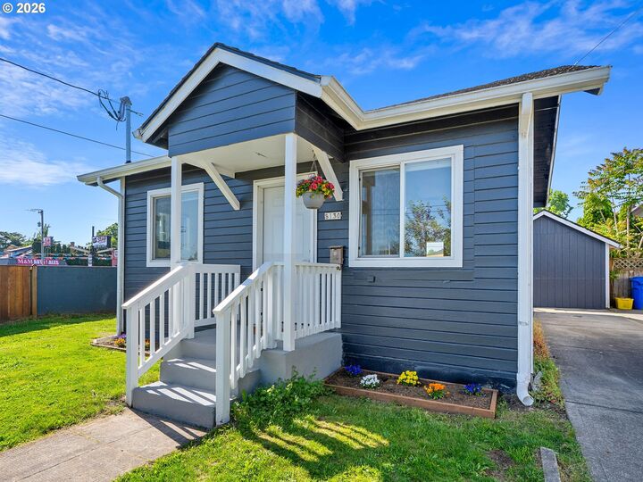 Property Photo:  8130 SE Yamhill St  OR 97215 