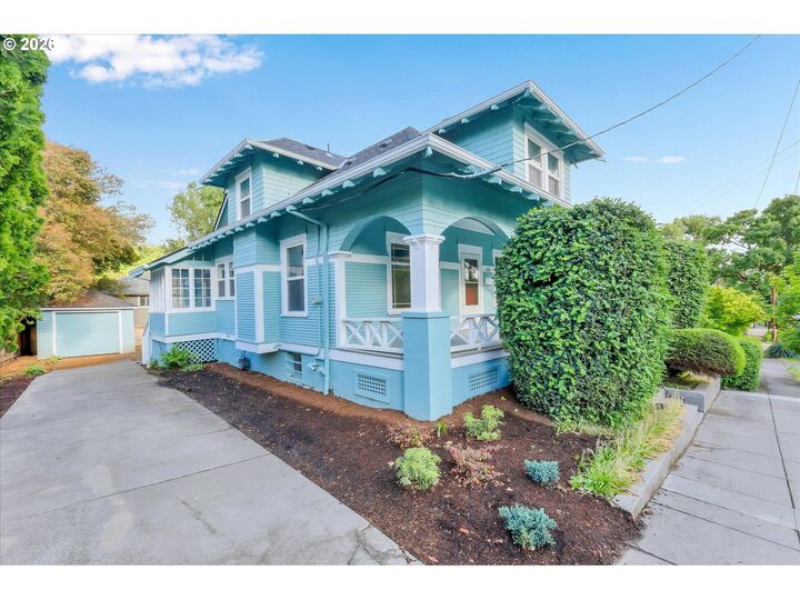 Property Photo:  316 SE 31st Ave  OR 97214 