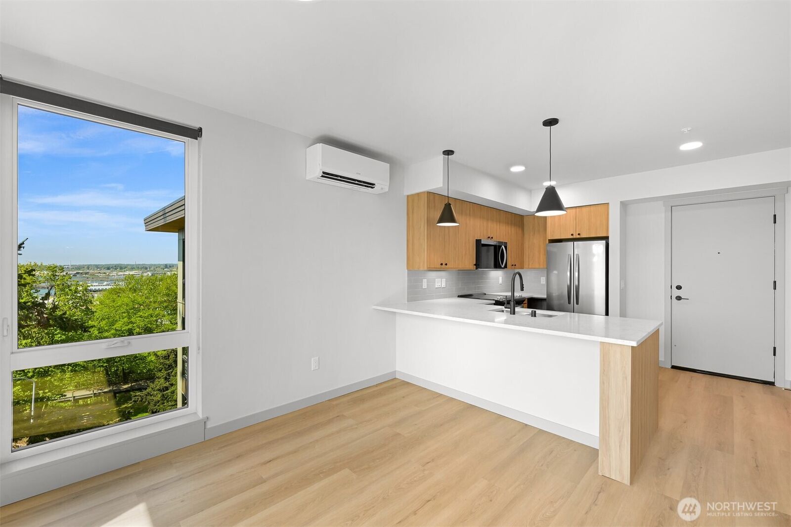 Property Photo:  820 N State Street 611  WA 98225 