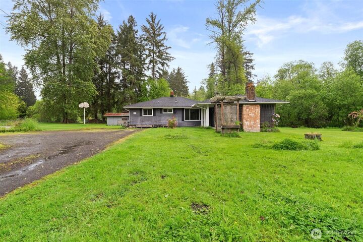Property Photo:  5615  Maltby Road  WA 98072 