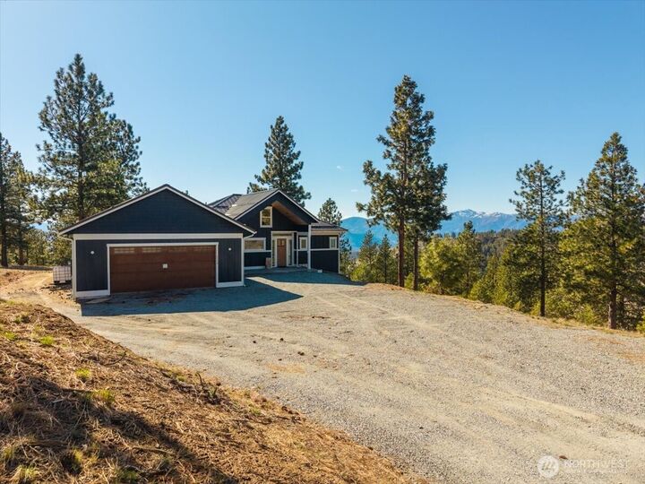 Property Photo: 1114 Blazing Star Lane WA 98816