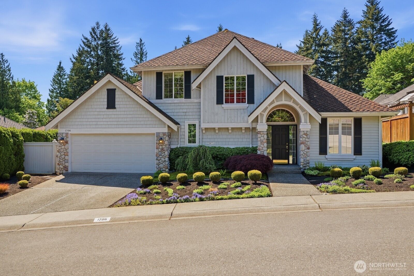 Property Photo: 1706 164th Street SE WA 98012