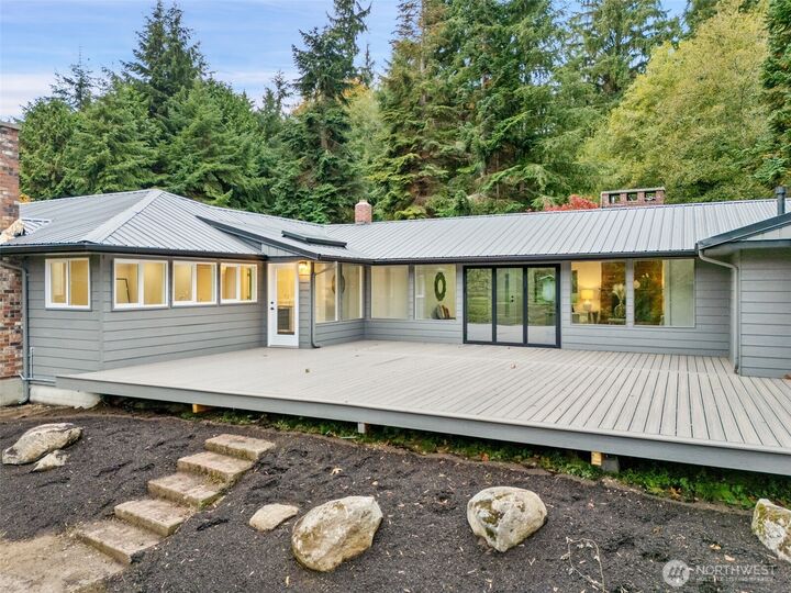 Property Photo:  27582  State Highway 104  NE  WA 98346 