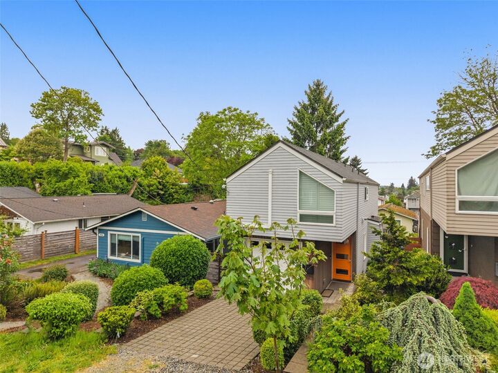 Property Photo: 3928 S Findlay Street WA 98118