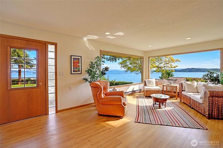 Property Photo:  386  Shore Drive  WA 98282 