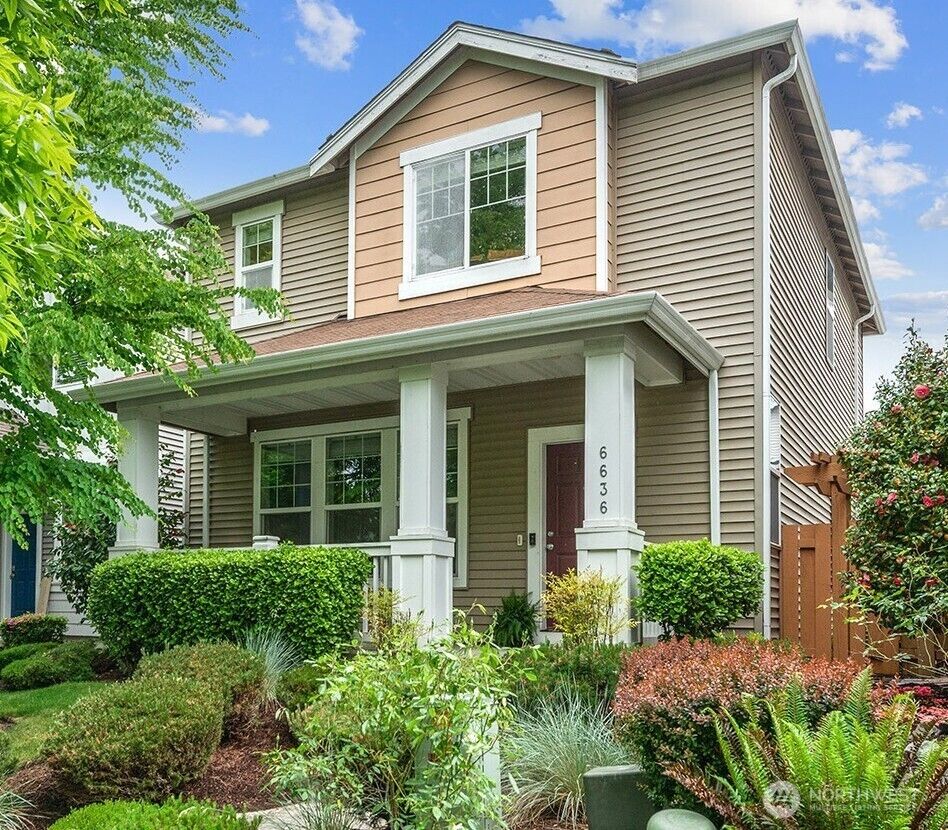 Property Photo: 6636 Francis Avenue SE WA 98092