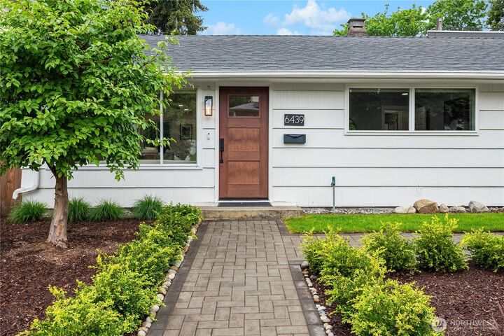 Property Photo:  6439  Marshall Avenue SW  WA 98136 