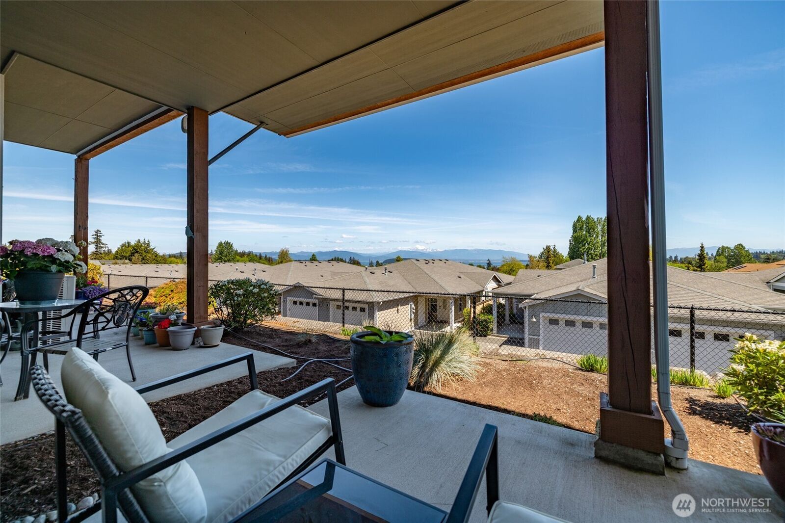 Property Photo:  3706  Portage Lane 102  WA 98221 