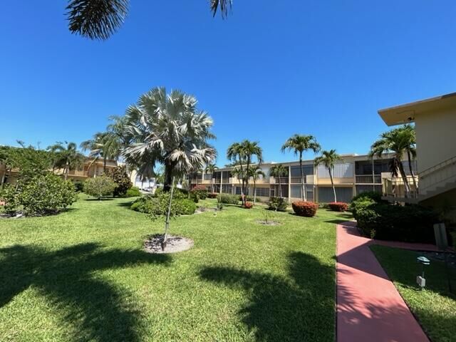 Property Photo: 1250 Atlantic Shores Boulevard 105 FL 33009