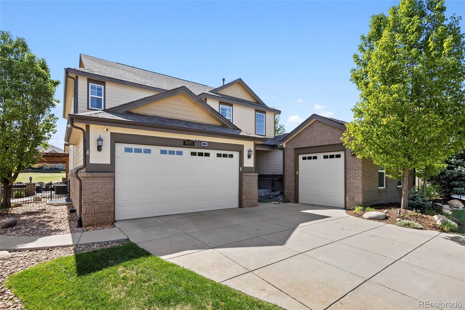 Property Photo:  26875 E Clifton Place  CO 80016 