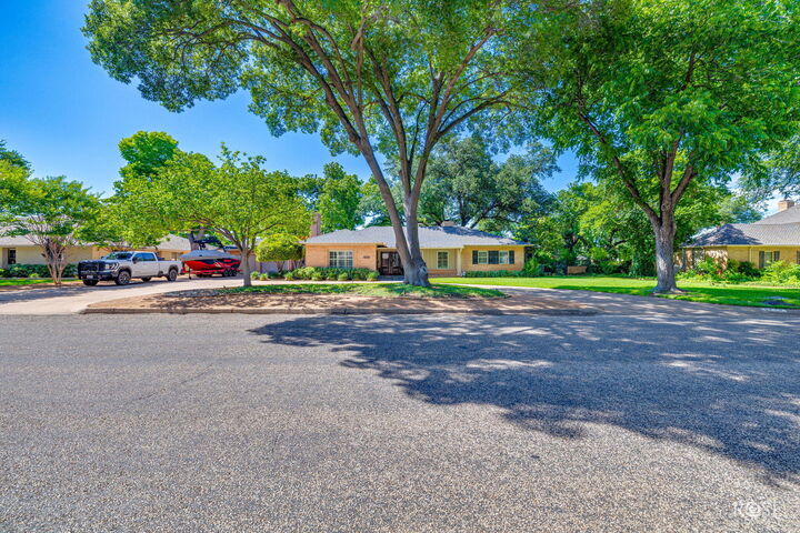 Property Photo:  2620 Live Oak Street  TX 76901 
