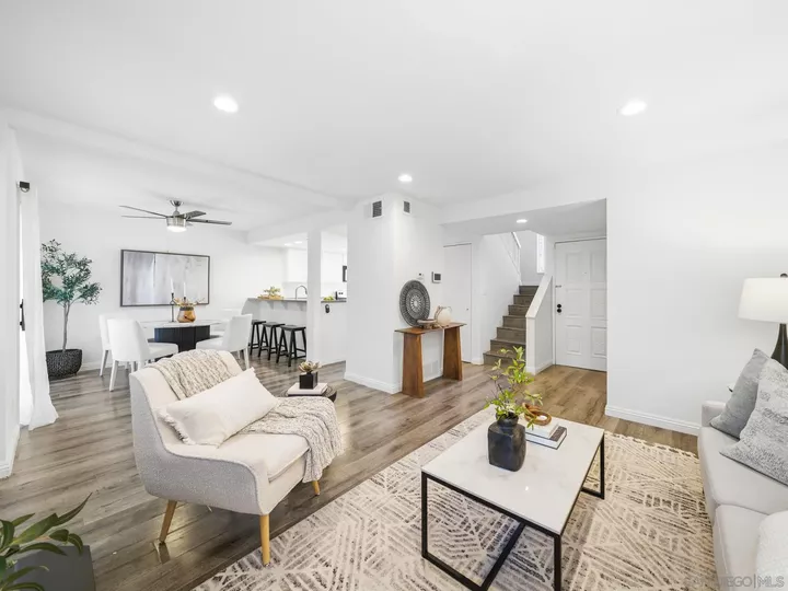 Property Photo: 140 E El Norte Parkway CA 92026