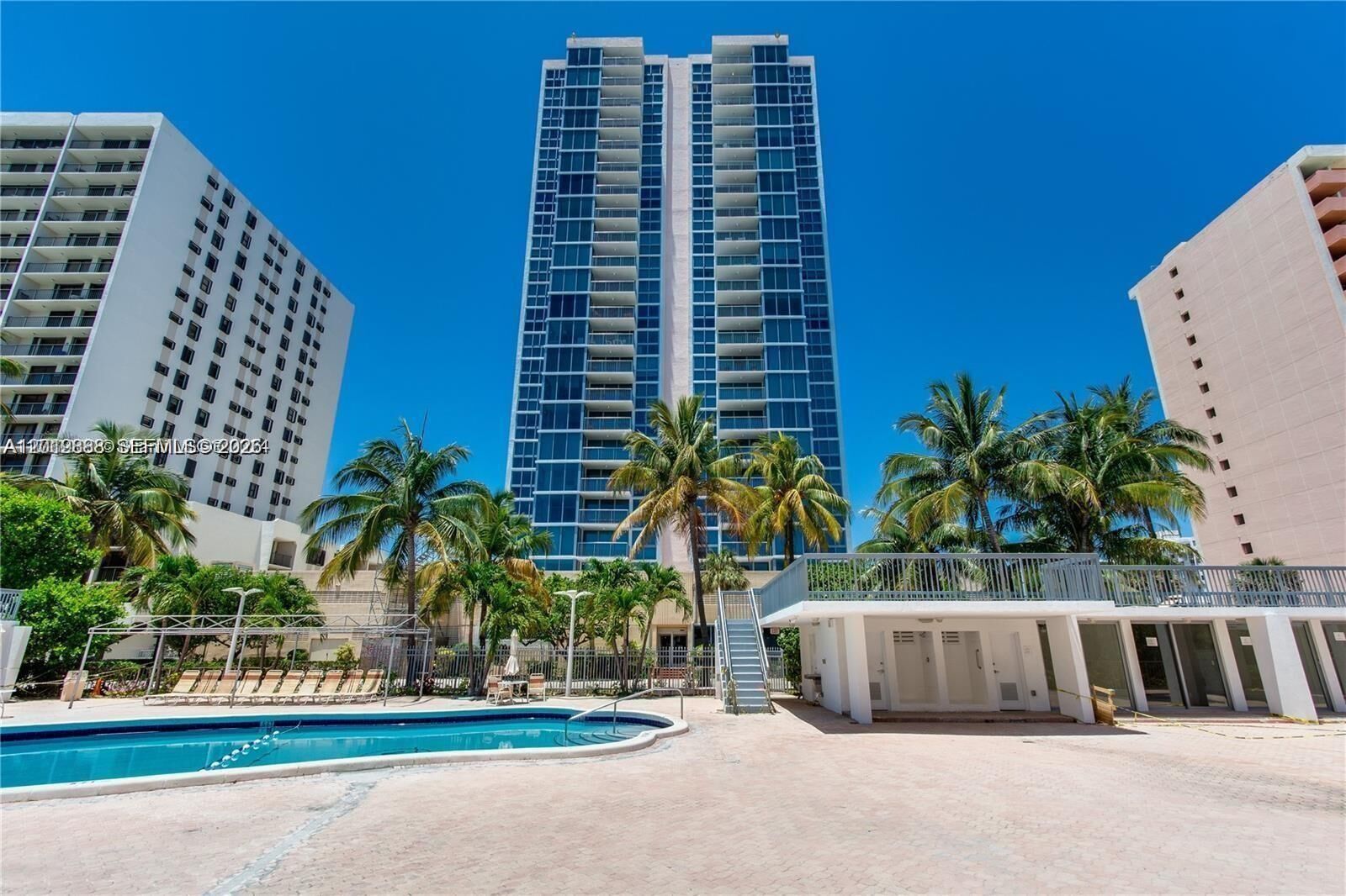 Property Photo:  2655 Collins Ave 1907  FL 33140 
