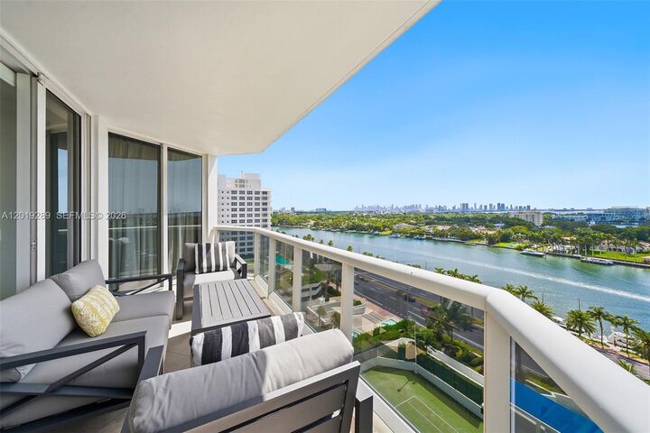 Property Photo:  4779 Collins Ave 1206  FL 33140 