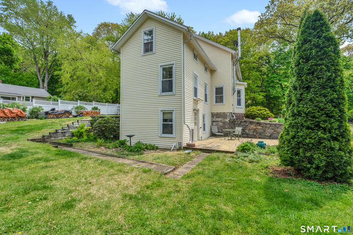 Property Photo:  13 Platt Lane  CT 06417 