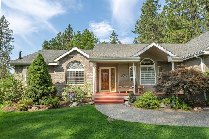 Property Photo:  19505 N Newport Rd  WA 99005 