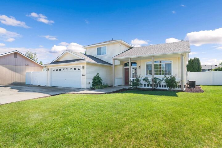 Property Photo: 1616 N Rio Grande Ln WA 99016