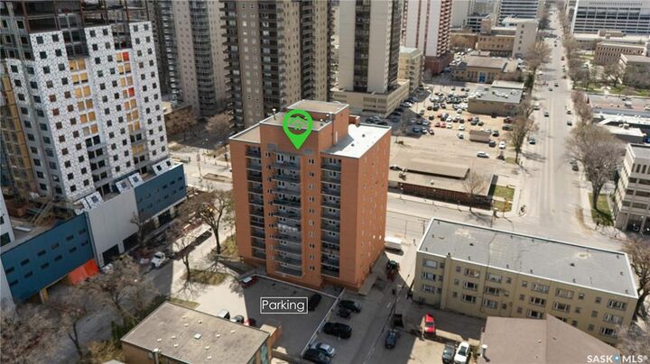 Property Photo: 405 5th Avenue N 404 SK S7K 6Z3