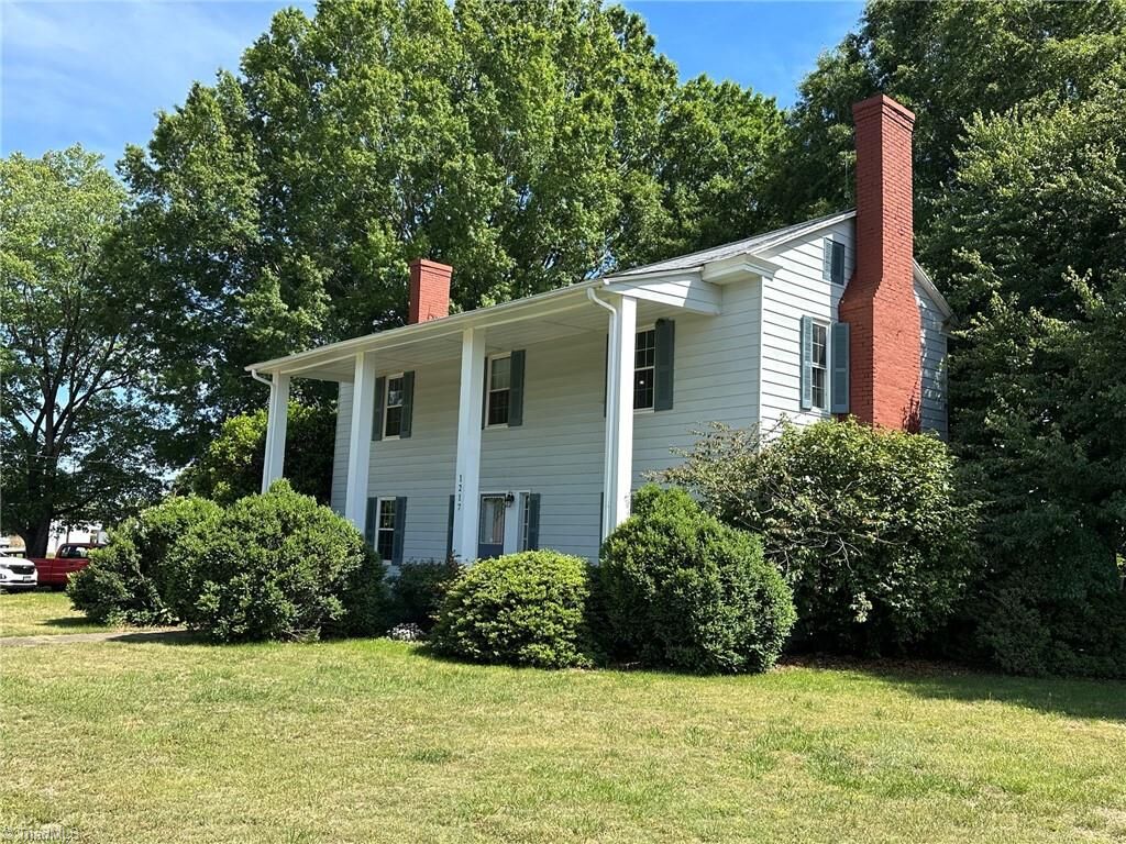 Property Photo: 1217 W Main Street NC 27055