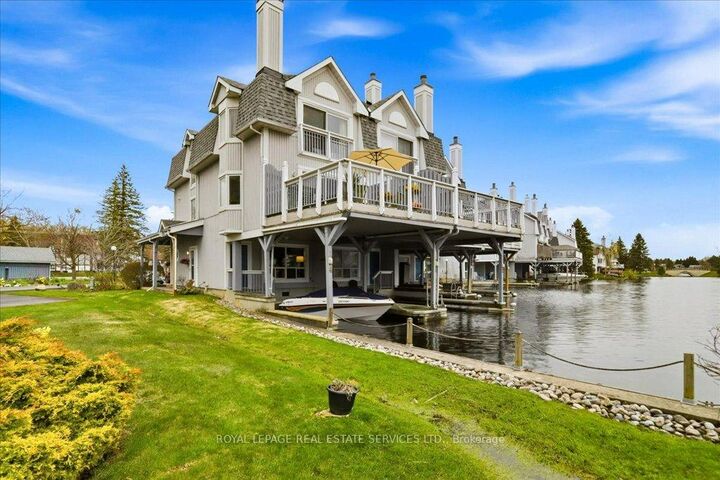 Property Photo: 30 Laguna Parkway 4 ON L0K 1B0