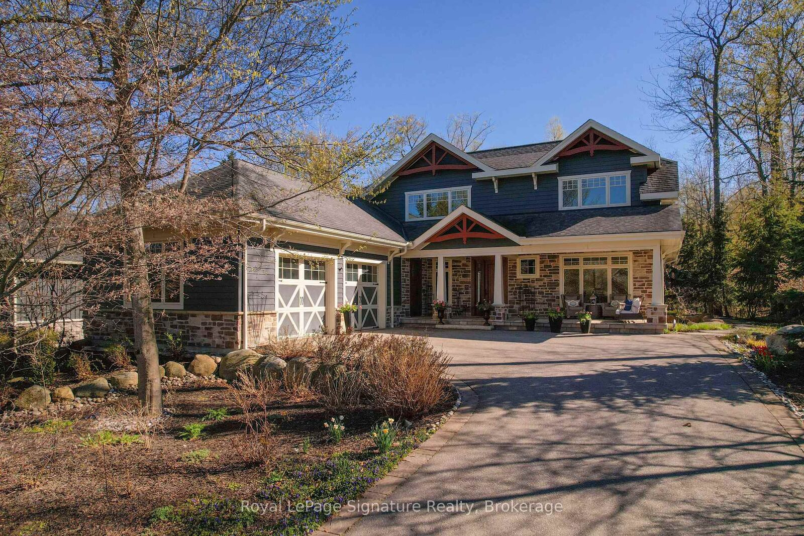 Property Photo: 108 McMullen Court ON N0H 2P0