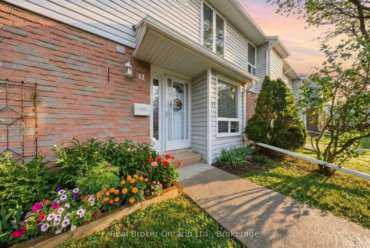 32 Mowat Boulevard 41 — photo 1