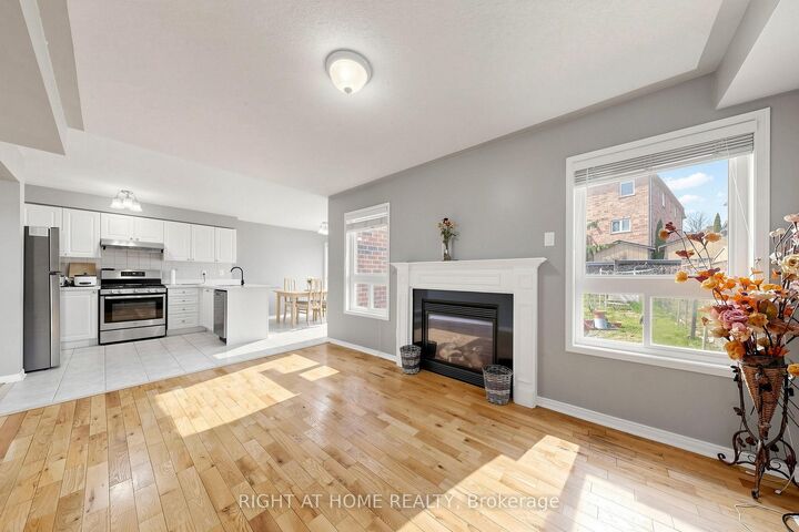 648 Blackwood Boulevard — photo 1