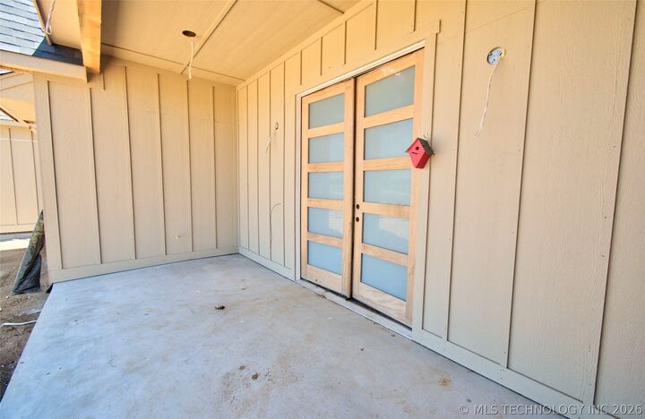 Property Photo:  1413 Gunner Lane  OK 74403 