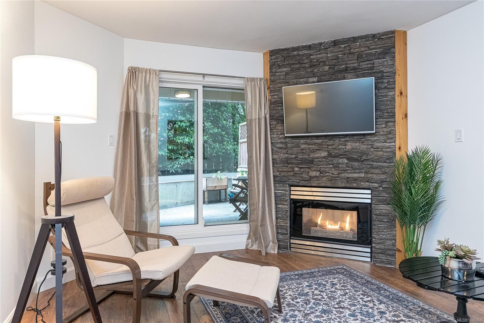Property Photo: 2710 Grosvenor Rd 105 BC V8T 3M9