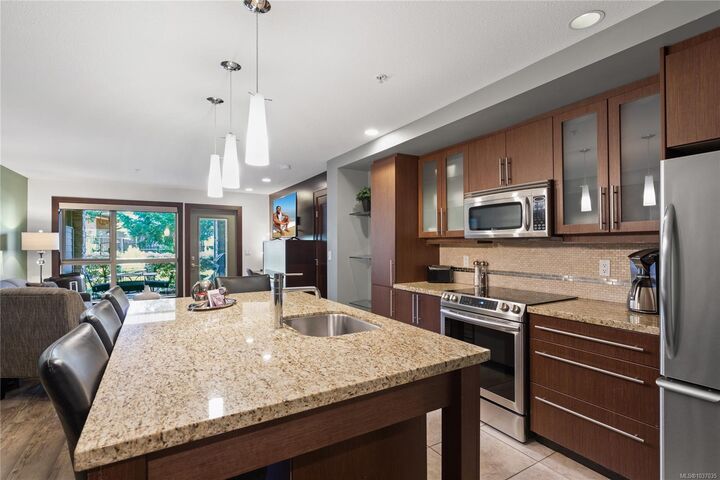 Property Photo:  1175 Resort Dr 212 (Sa1)  BC V9P 2E3 