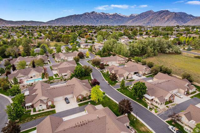 Property Photo:  418 N 1100 E E-1  UT 84043 