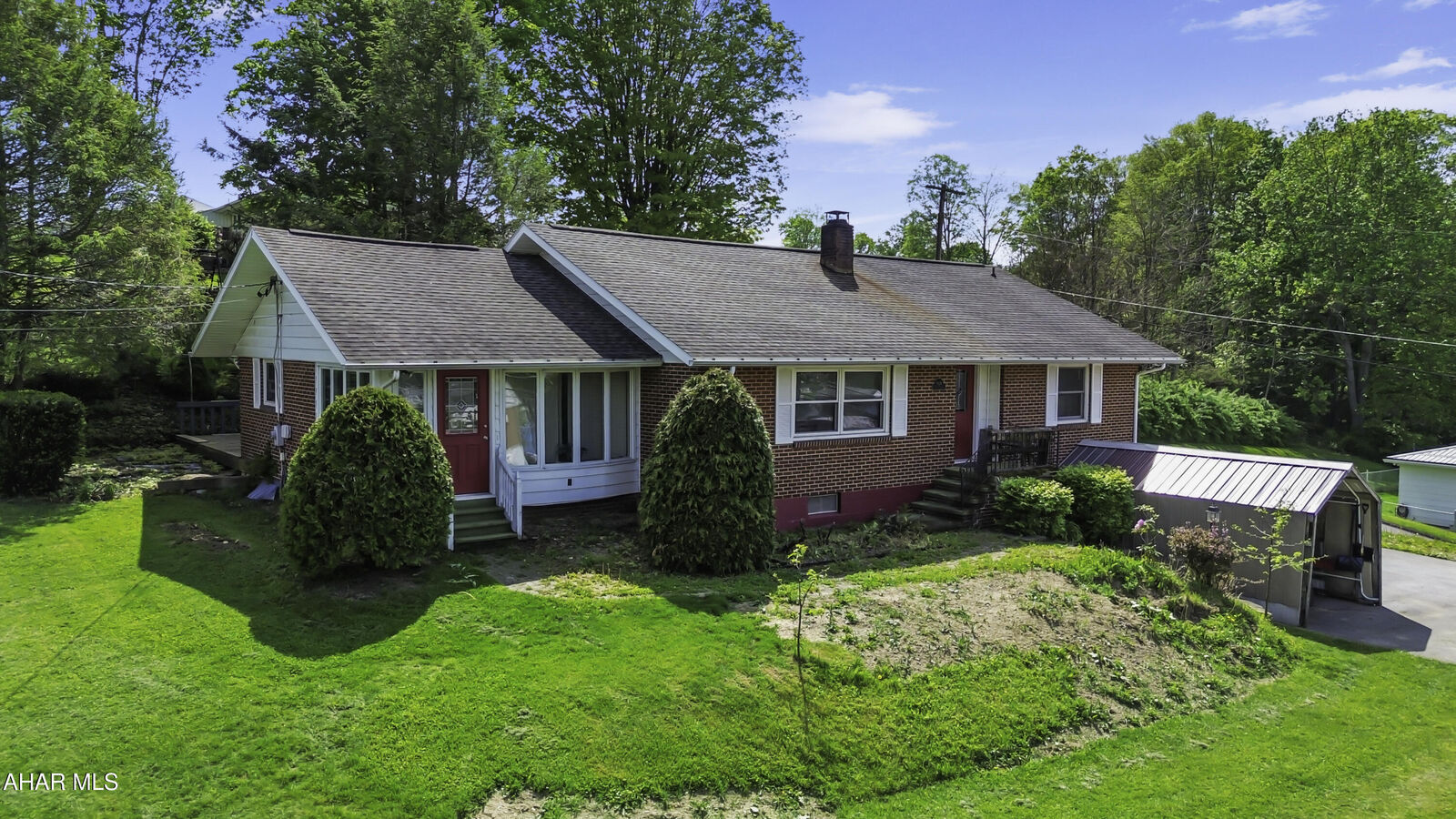 Property Photo:  1926 Eugene Street  PA 15904 