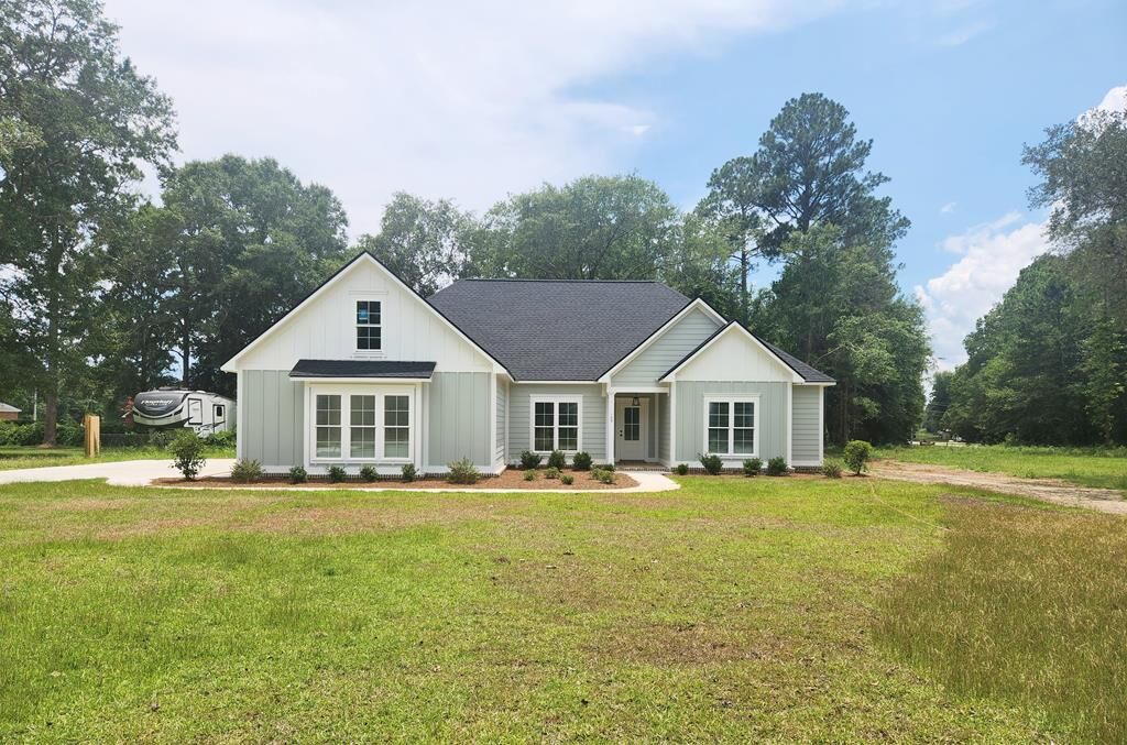 Property Photo:  109 Tybee Ln  GA 31763 