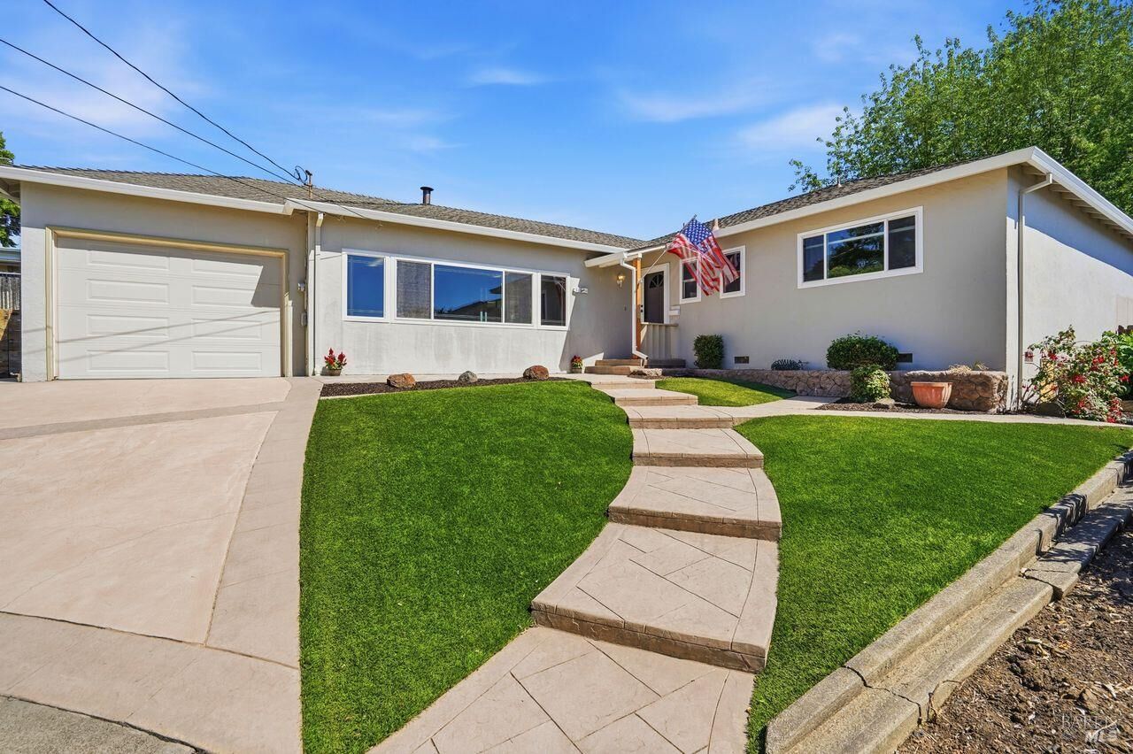 Property Photo:  32 Colinda Drive  CA 94952 