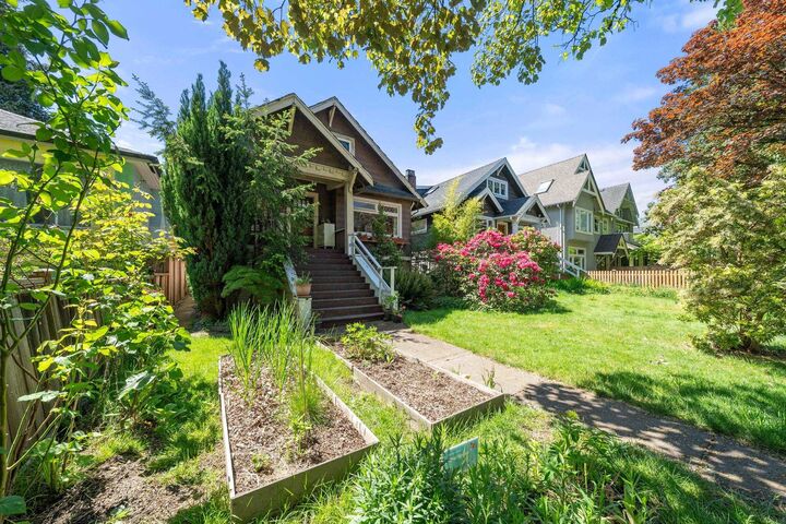 Property Photo:  3218 W 6th Avenue  BC V6K 1X8 