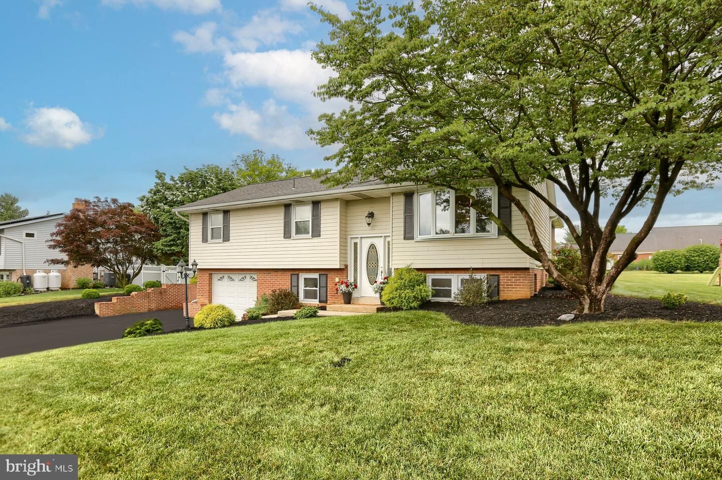 Property Photo:  1824 Rhoda Avenue  PA 17552 
