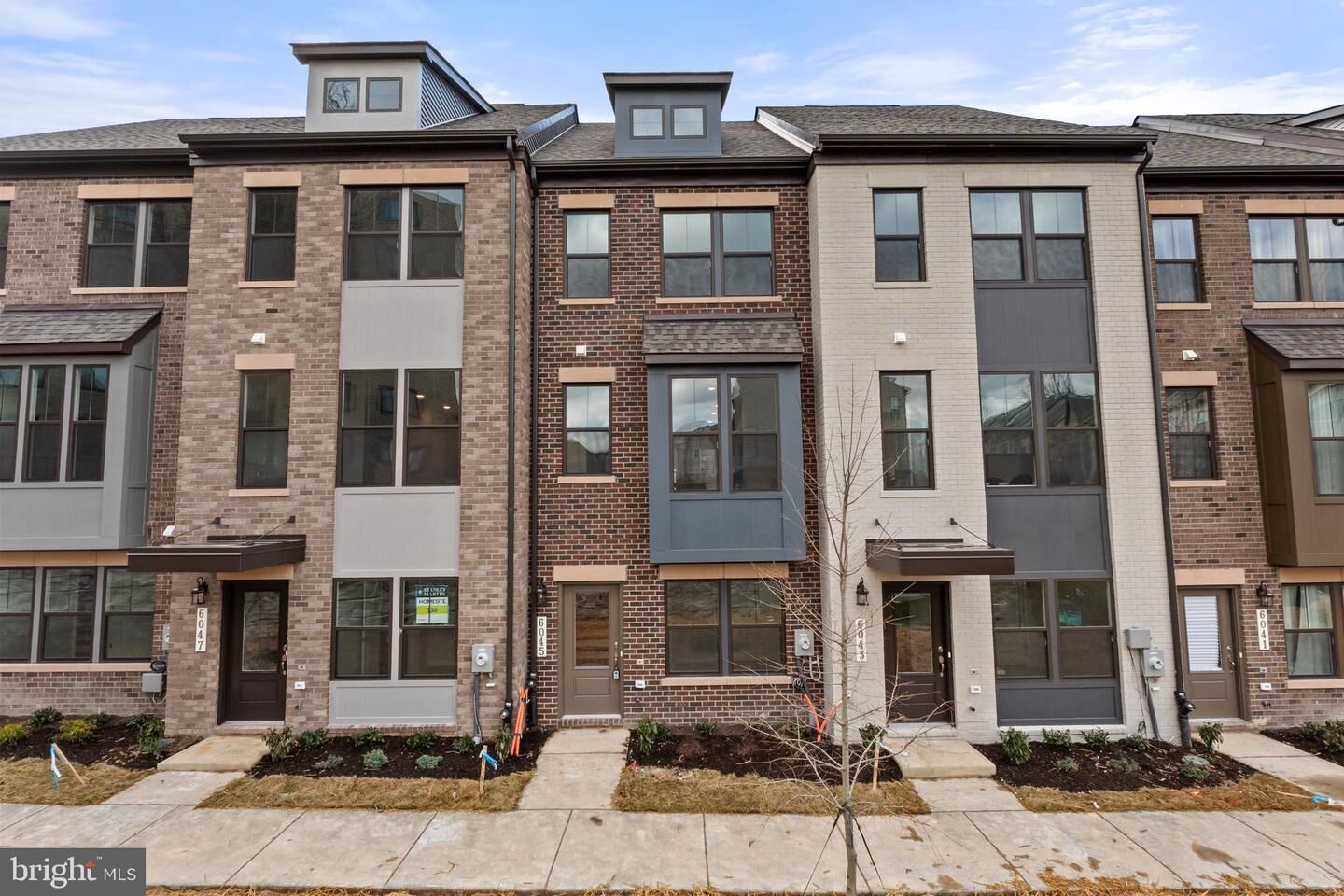 Property Photo:  6045 Soho Way  MD 20782 