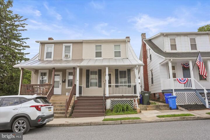 Property Photo: 1038 W. Locust Street PA 17404