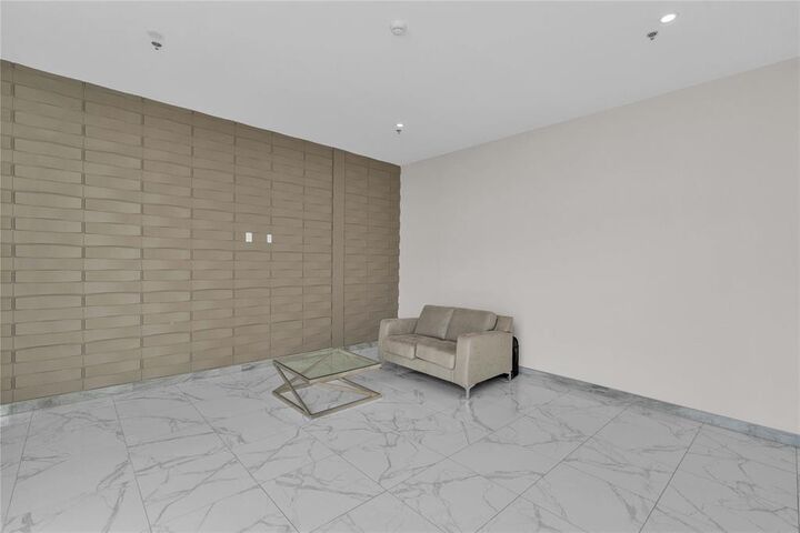 Property Photo:  1730 Leila Avenue  MB R2P 1Z1 