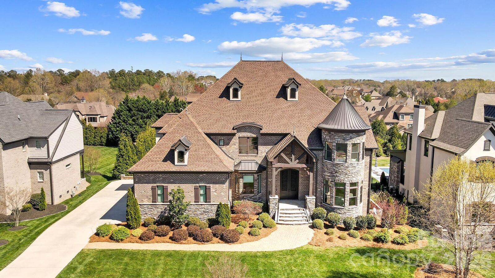Property Photo:  1311 Sunnys Halo Lane  NC 28173 