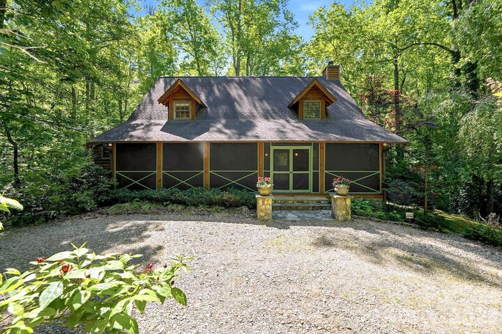 Property Photo: 16 Shadow Brook Drive NC 28731