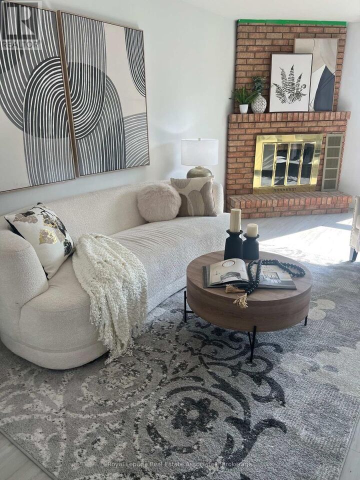 Property Photo:  40 Langston Drive  ON L6V 3W7 