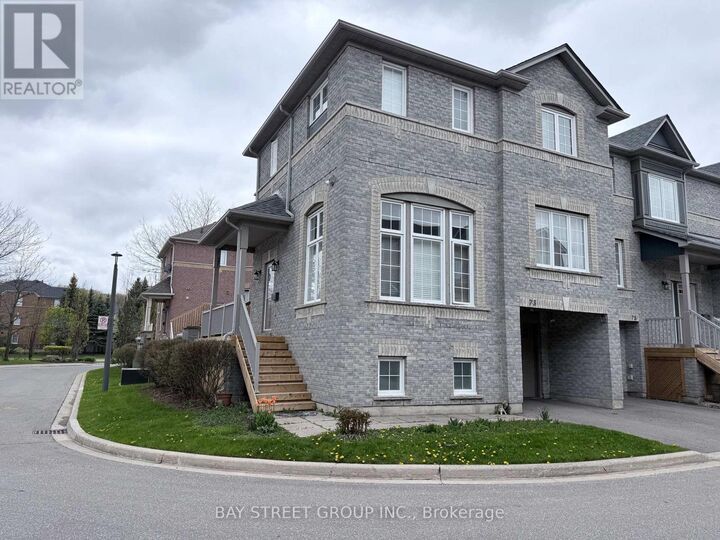 Property Photo:  5535 Glen Erin Drive 73  ON L5M 6H1 